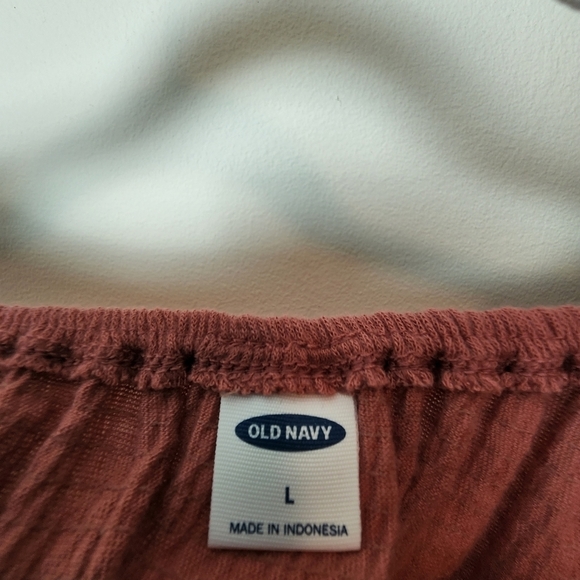 ⭐️40% Off⭐️ Old Navy Pucker Bell Sleeve Top - Picture 12 of 13